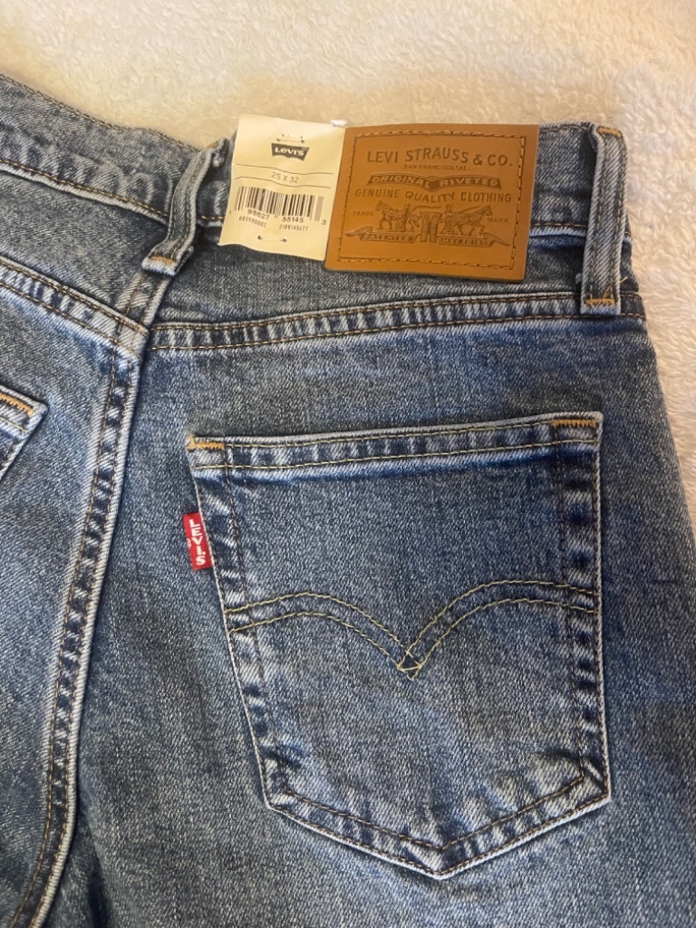 Levi’s 728 High Rise Wide Leg Jeans Size 25 (25x32) NWT Premium Denim - Picture 9 of 10